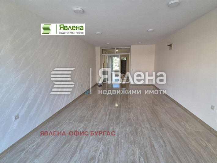 Para alugar  Escritório Burgas , Centar , 45 m² | 22537488