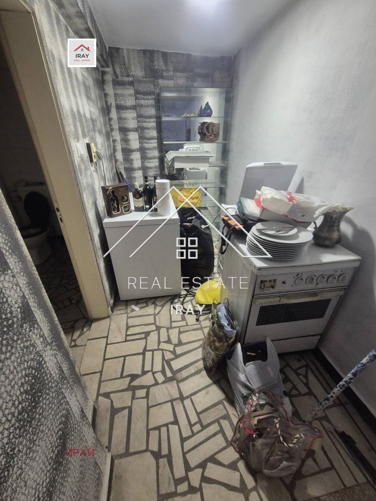 Дава под наем МАГАЗИН, гр. Стара Загора, Център, снимка 16 - Магазини - 54956080
