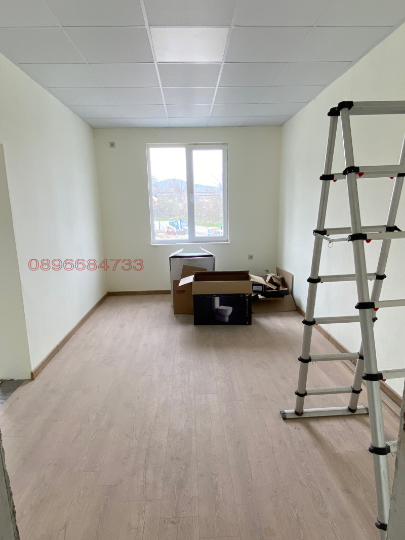 Дава под наем ПРОМ. ПОМЕЩЕНИЕ, гр. Дряново, област Габрово, снимка 12 - Производствени сгради - 52784879