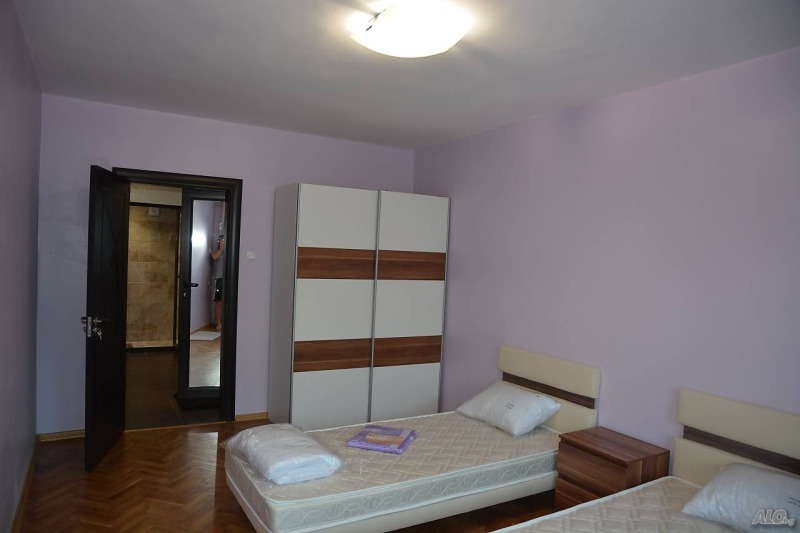 Da affittare  2 camere da letto Burgas , Lazur , 120 mq | 54858892 - Immagine [7]