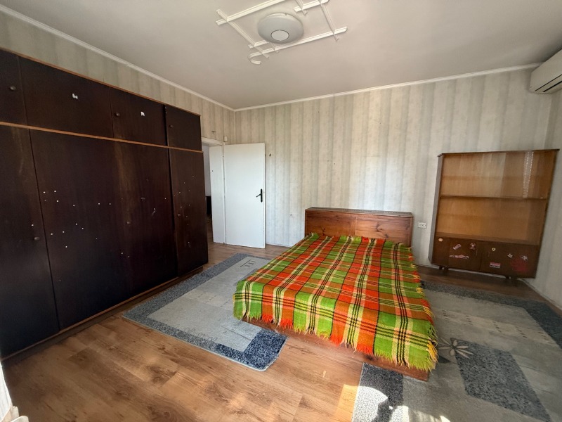 För uthyrning  2 sovrum Sofia , Iztok , 120 kvm | 34606656 - bild [2]