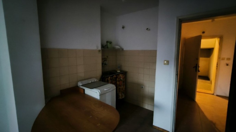 De inchiriat  Studio Șumen , Țentâr , 30 mp | 83779659 - imagine [3]