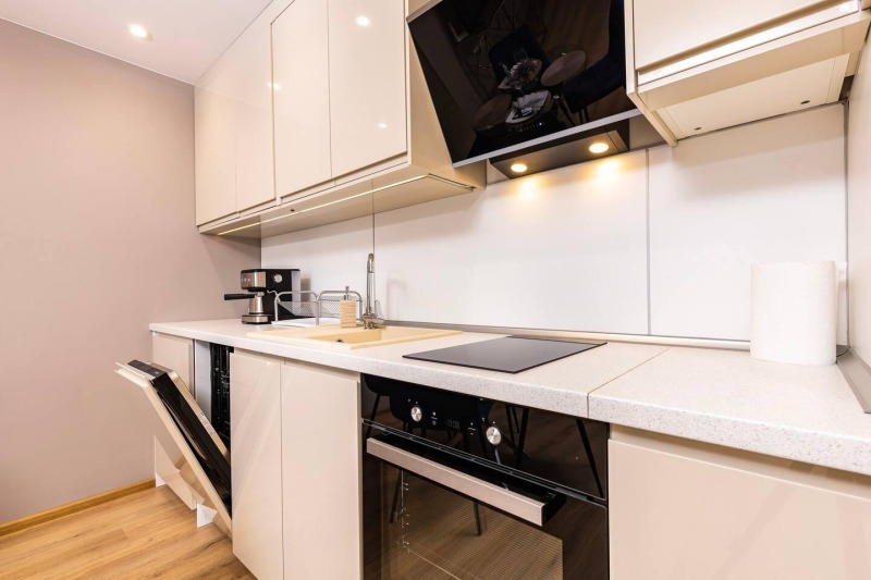 Дава под наем 2-СТАЕН, гр. Пловдив, Каменица 1, снимка 3 - Апартаменти - 53437704