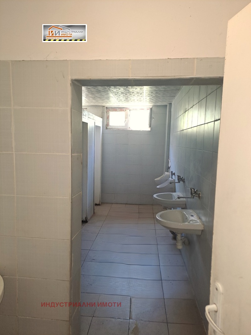 Para alugar  Armazenar Plovdiv , Industrialna zona - Trakiia , 1000 m² | 58206325 - imagem [4]