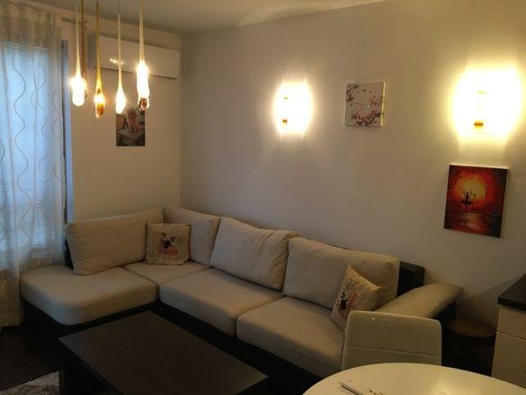 K pronájmu  1 ložnice Sofia , Manastirski livadi , 52 m2 | 71656573