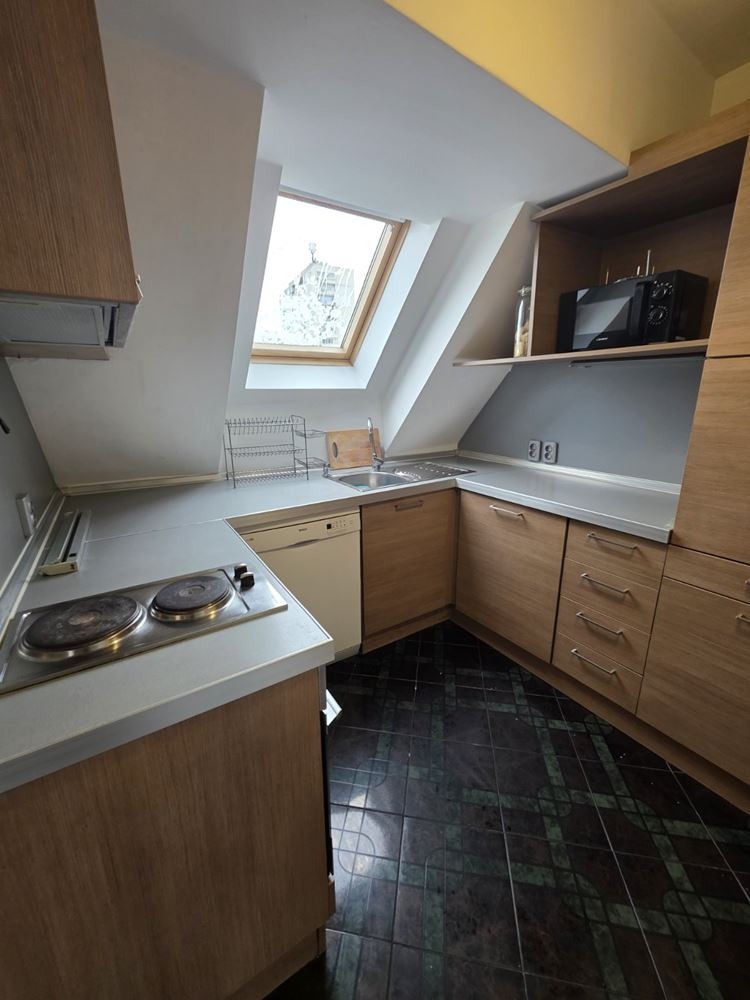 Дава под наем 4-СТАЕН, гр. София, Борово, снимка 4 - Апартаменти - 53424564