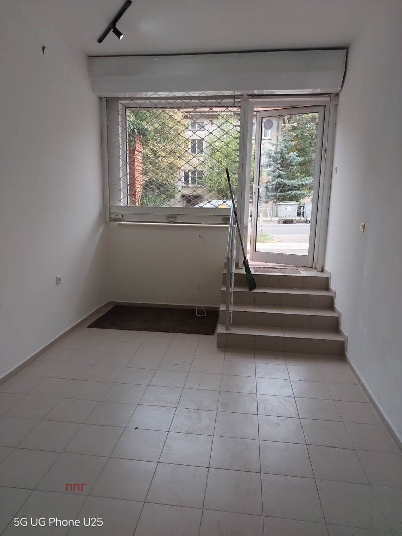 Kiralık  Mağaza Sofia , Bakston , 33 metrekare | 29386175 - görüntü [3]