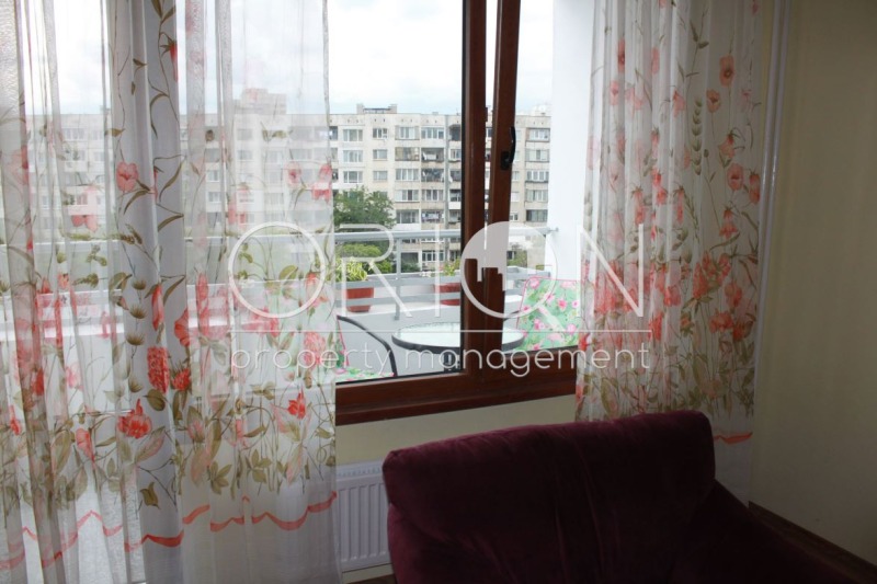 Дава под наем 3-СТАЕН, гр. София, Света Троица, снимка 7 - Апартаменти - 52546489