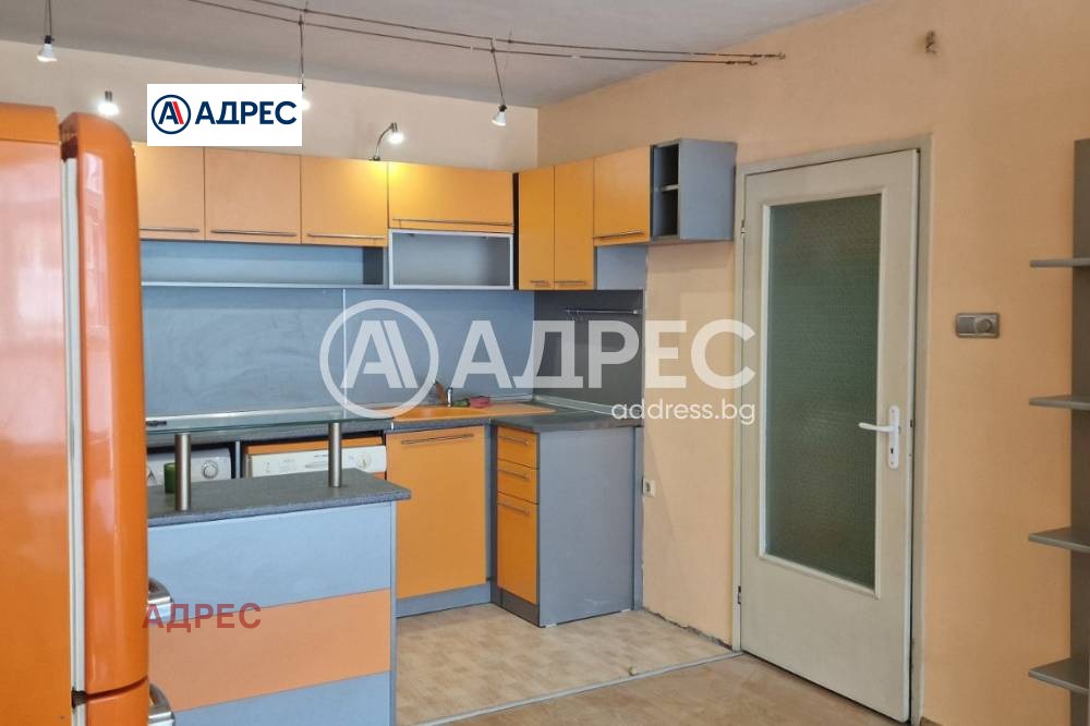 Дава под наем 3-СТАЕН, гр. Варна, Окръжна болница-Генерали