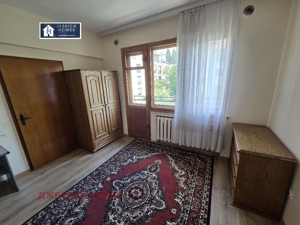 Дава под наем 4-СТАЕН, гр. София, Лозенец, снимка 4 - Апартаменти - 54426993