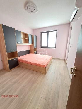 1 quarto Kolhozen pazar, Varna 4