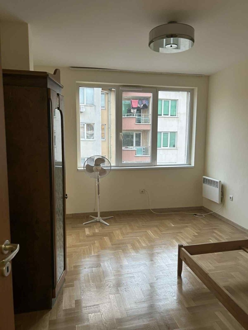 Дава под наем 3-СТАЕН, гр. София, Белите брези, снимка 3 - Апартаменти - 52151681