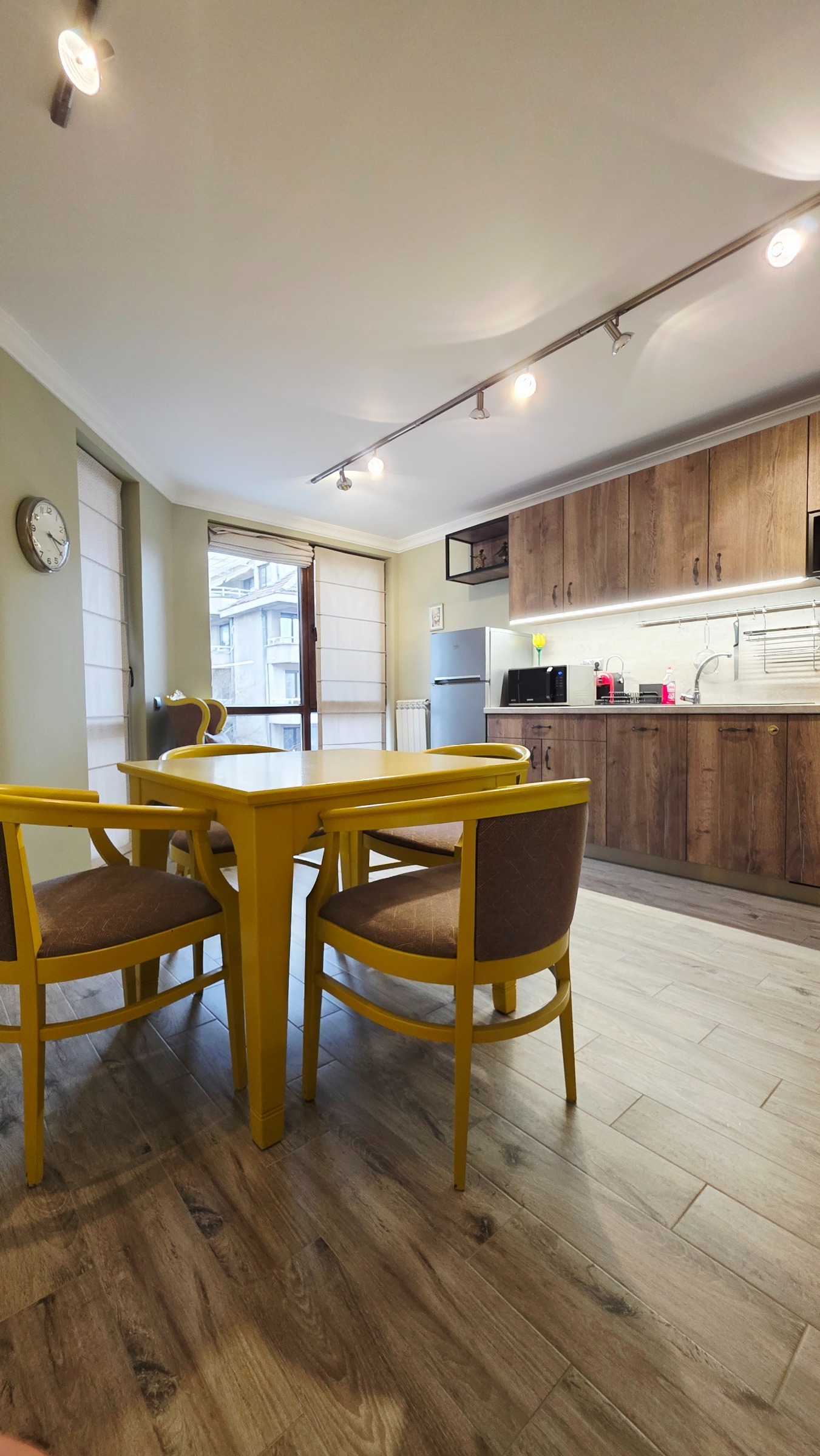 Дава под наем 2-СТАЕН, гр. София, Гео Милев