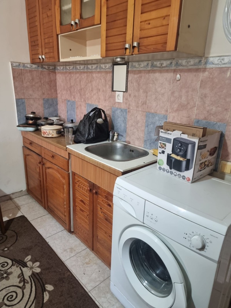 Da affittare  Studio Plovdiv , Kiuchuk Parig , 35 mq | 28370838