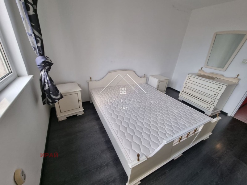 Издаје се  2 спаваће собе Стара Загора , Центар , 70 м2 | 54165755 - слика [13]