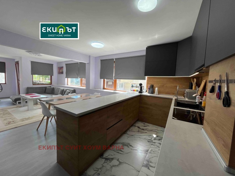 En renta  2 dormitorios Varna , Vinitsa , 100 metros cuadrados | 43813078