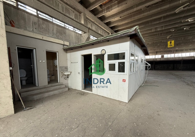 Издаје се  Индустријска зграда Бургас , Славејков , 1000 м2 | 92841219 - слика [10]