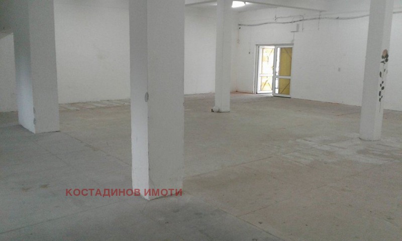 Vuokrattavana  Varastointi Plovdiv , Industrialna zona - Sever , 200 neliömetriä | 87536930 - kuva [3]