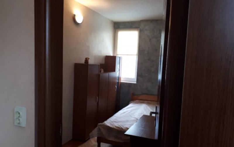 För uthyrning  Studio Sofia , Zapaden park , 36 kvm | 79735249 - bild [3]