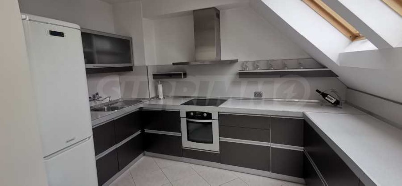 Zu vermieten  3 Schlafzimmer Sofia , Studentski grad , 204 qm | 79824702 - Bild [2]