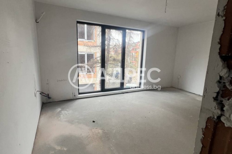 Дава под наем 4-СТАЕН, гр. София, Кръстова вада, снимка 2 - Апартаменти - 52524609