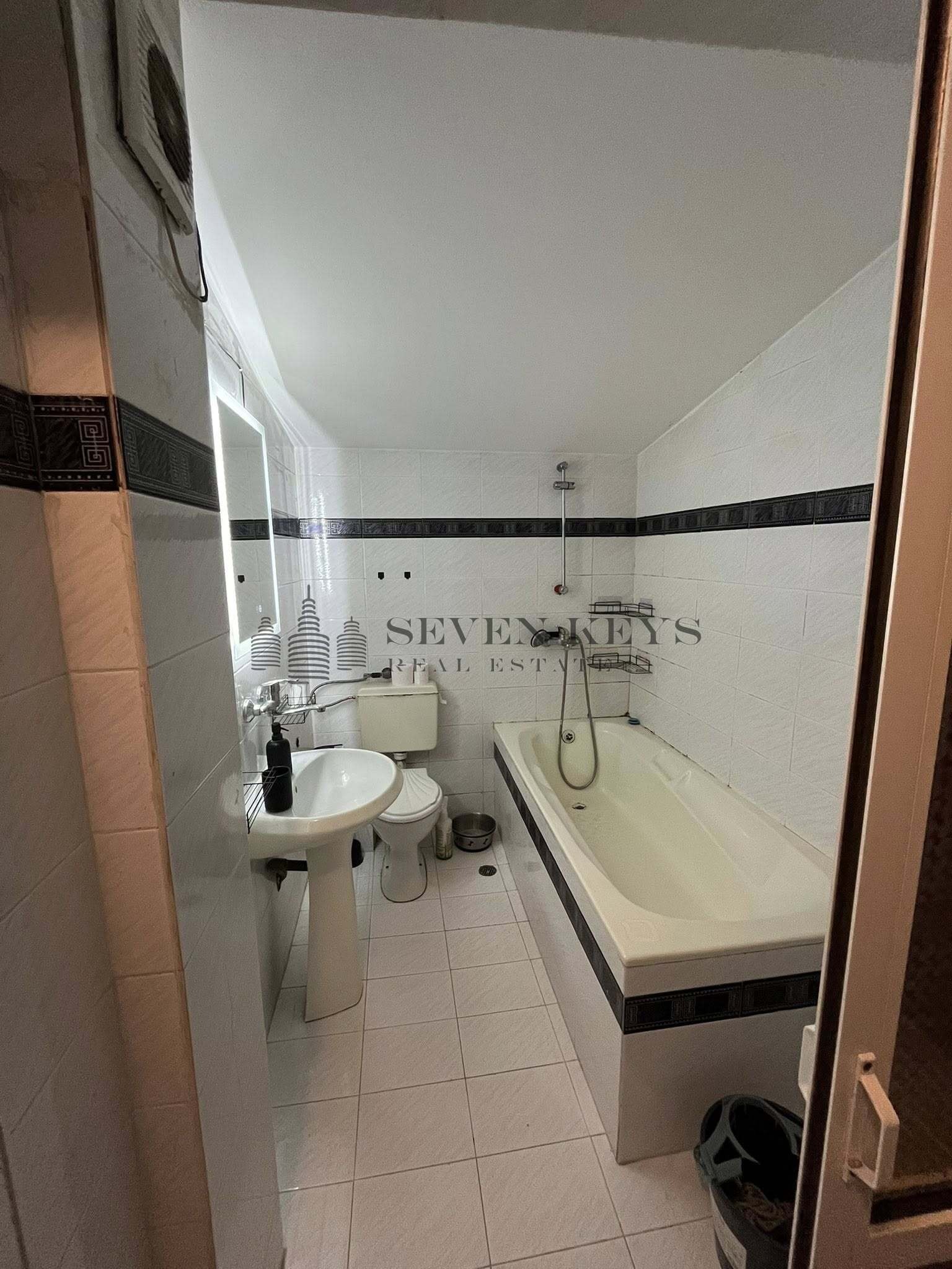 Дава под наем 3-СТАЕН, гр. Варна, Лятно кино Тракия, снимка 8 - Апартаменти - 54217863