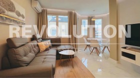 1 chambre Tsentar, Varna