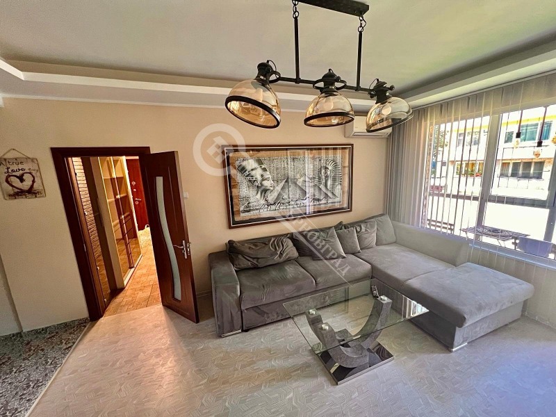 Дава под наем 3-СТАЕН, гр. Велико Търново, Център