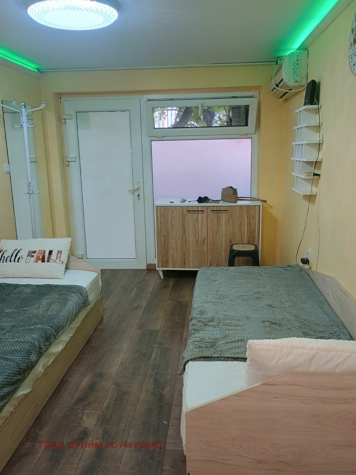 Дава под наем АТЕЛИЕ, ТАВАН, гр. Бургас, Възраждане