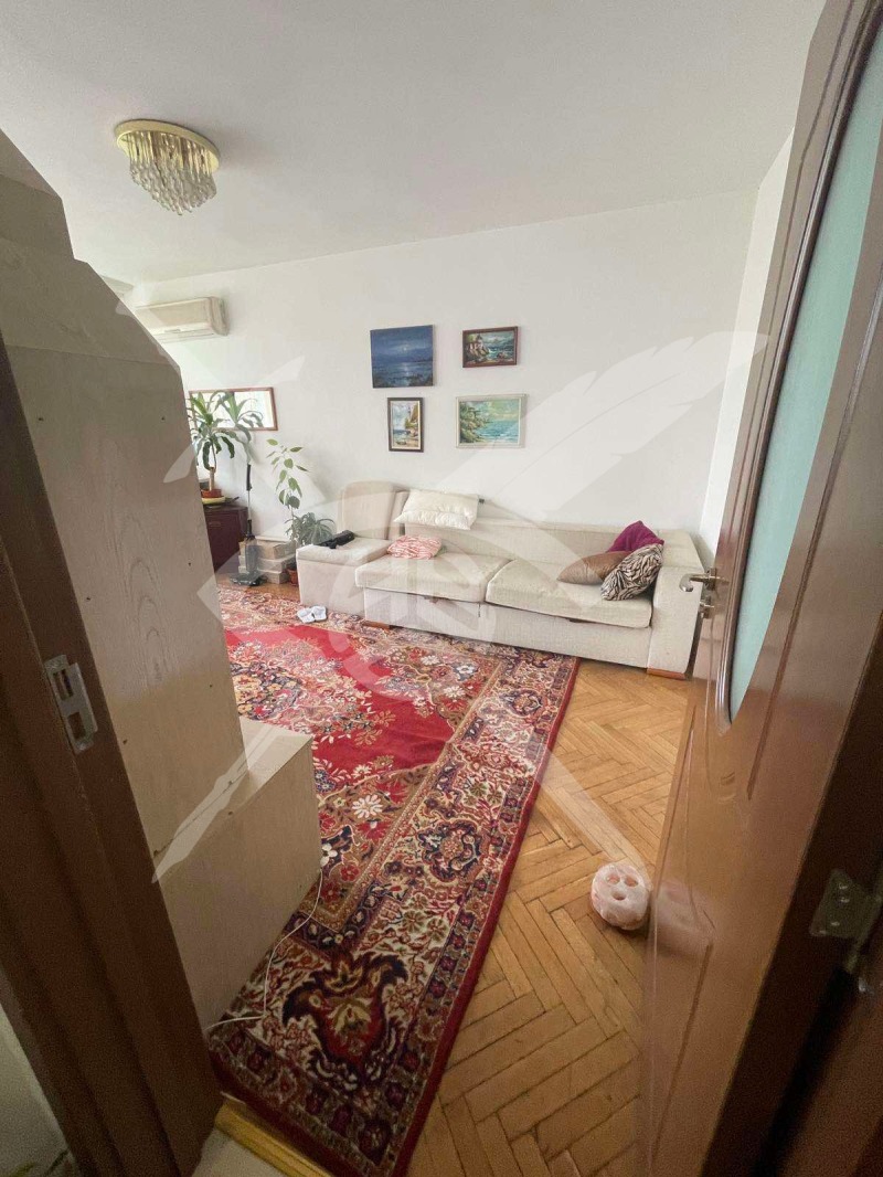 K pronájmu  1 ložnice Varna , Centar , 50 m2 | 44760698 - obraz [2]