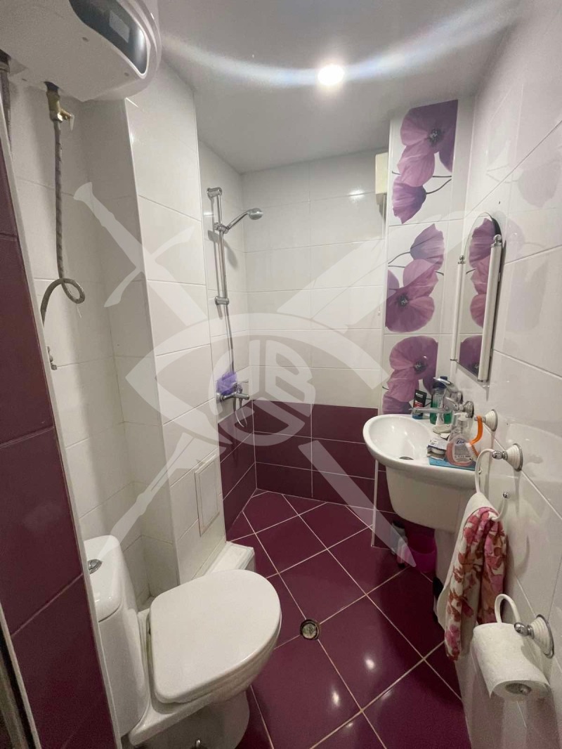 K pronájmu  1 ložnice Varna , Centar , 50 m2 | 44760698 - obraz [5]