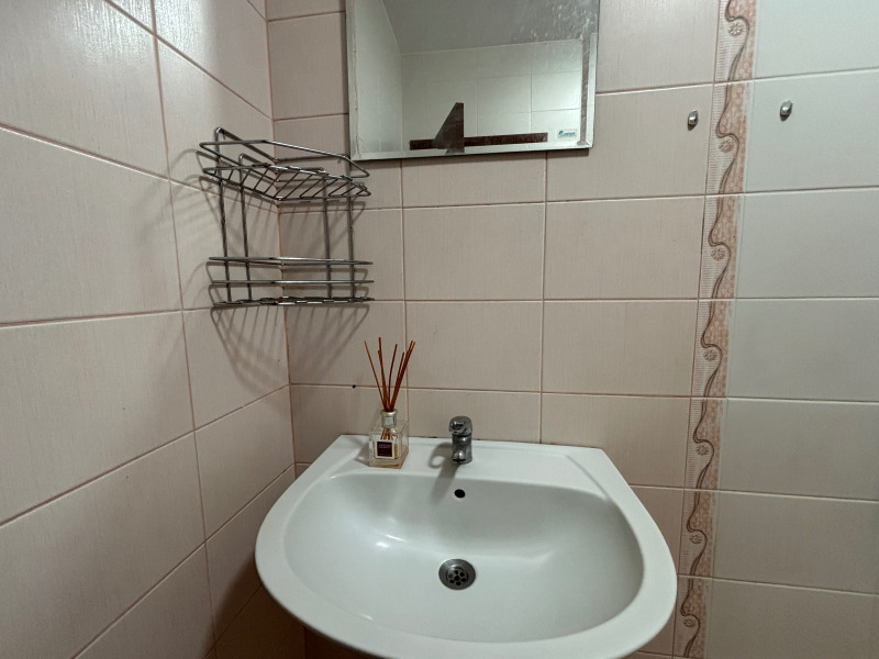 Til leje  1 soveværelse Plovdiv , Marasha , 68 kvm | 75437975 - billede [9]