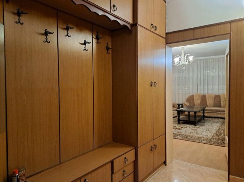 Zu vermieten  2 Schlafzimmer Plowdiw , Zentar , 110 qm | 71532143 - Bild [8]