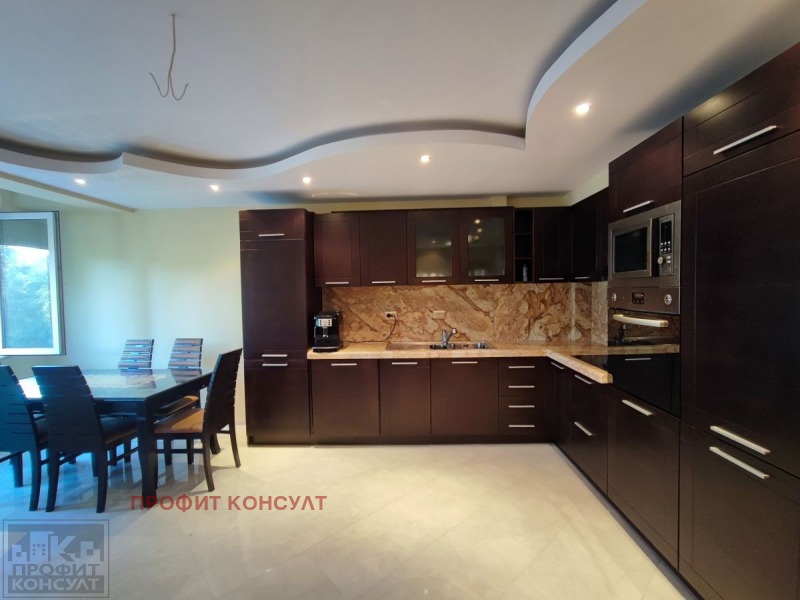 Под наем 3-СТАЕН, град Велико Търново, Бузлуджа • 440 € • 56290463 — Holmes.bg