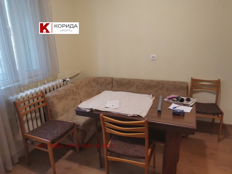 En renta  2 dormitorios Sofia , Tsentar , 83 metros cuadrados | 73772721