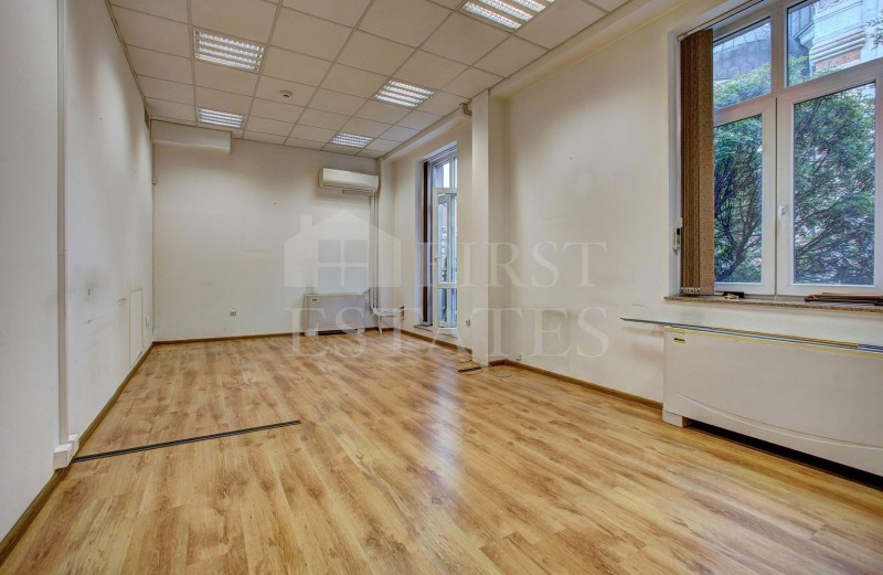 Te huur  Kantoor Sofia , Tsentar , 160 m² | 66116884 - afbeelding [5]