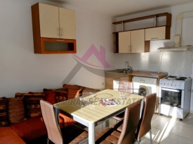 2 bedroom Kolhozen pazar, Varna 1