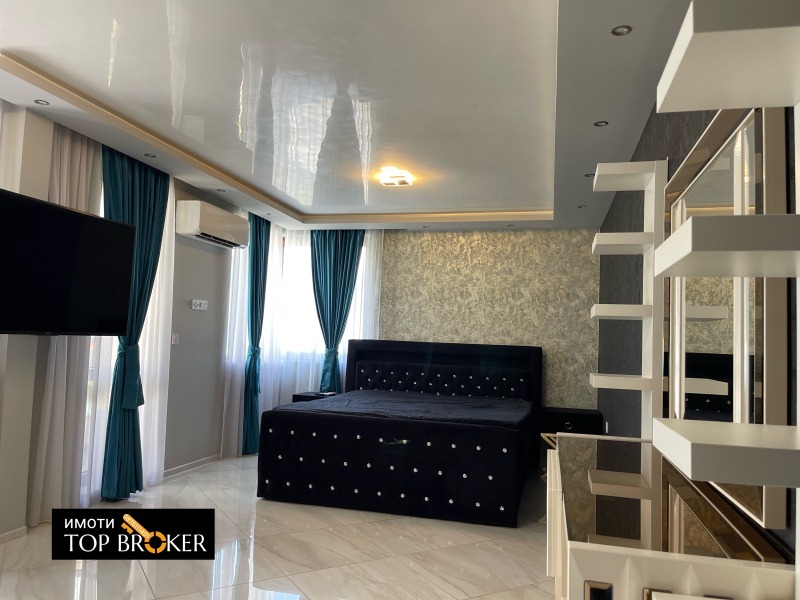 For Rent  1 bedroom Plovdiv , Kamenitsa 2 , 128 sq.m | 64326743 - image [6]