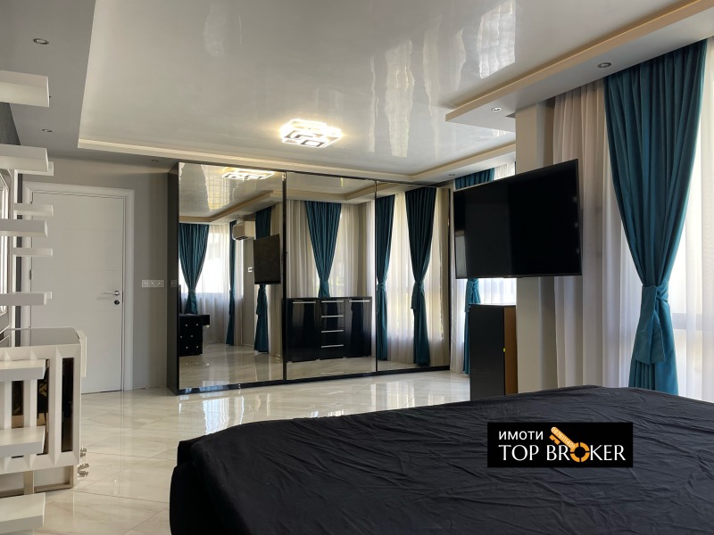 For Rent  1 bedroom Plovdiv , Kamenitsa 2 , 128 sq.m | 64326743 - image [8]