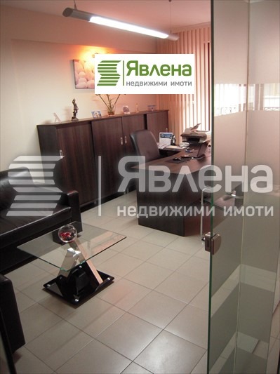 A louer  Bureau Sofia , Tsentar , 120 m² | 94316162 - image [4]