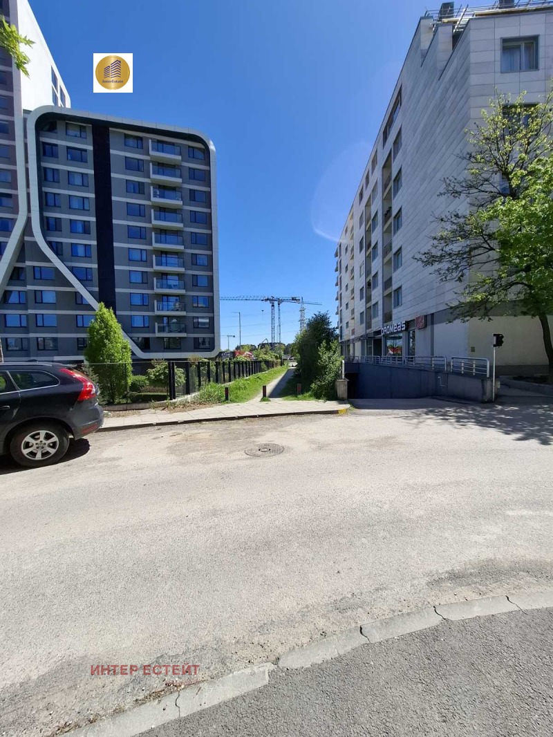 Kiadó  Üzlet Sofia , Manastirski livadi , 293 négyzetméter | 62104616
