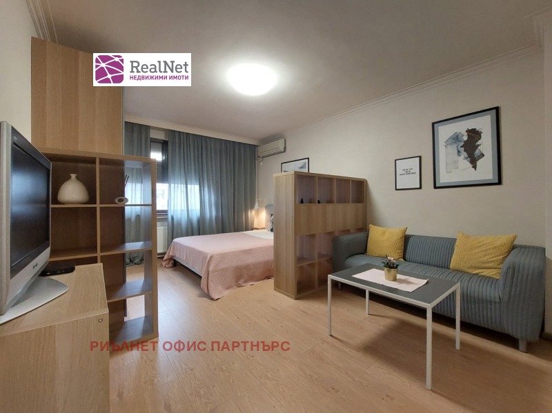 Дава под Наем 2-СТАЕН в град София, Център - 40 кв.м / 600 € » 1 173.50 лв., РИЪЛНЕТ ОФИС ПАРТНЪРС