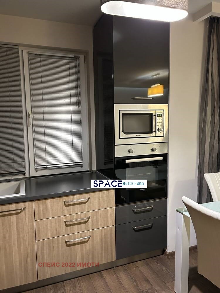 Da affittare  1 camera da letto Plovdiv , Karshiiaka , 68 mq | 10582882 - Immagine [2]