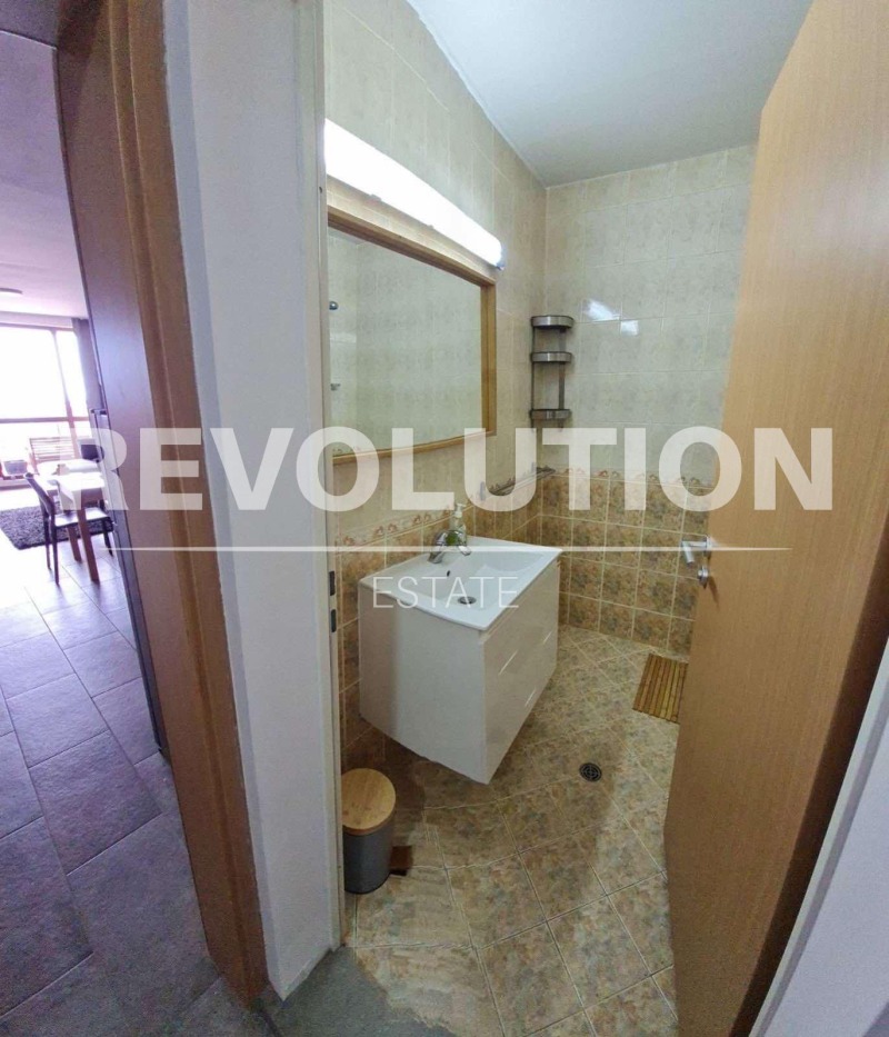 De inchiriat  1 dormitor Varna , Vinița , 65 mp | 15528909 - imagine [4]