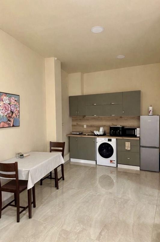 Дава под наем 1-СТАЕН, гр. София, Банишора