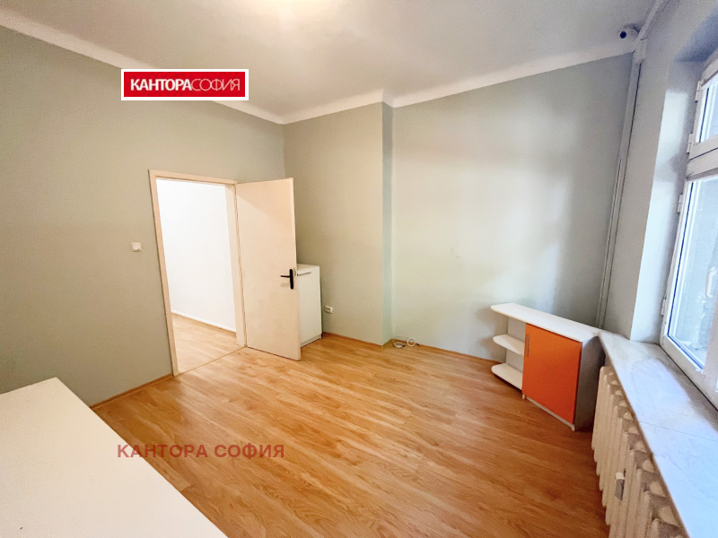 Te huur  Kantoor Sofia , Tsentar , 102 m² | 56403314 - afbeelding [6]