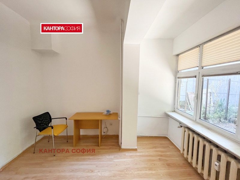 Te huur  Kantoor Sofia , Tsentar , 102 m² | 56403314 - afbeelding [4]