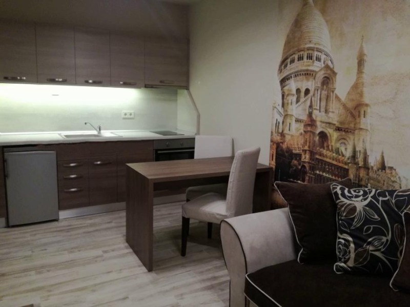 A louer  1 chambre Sofia , Belite brezi , 60 m² | 35493706