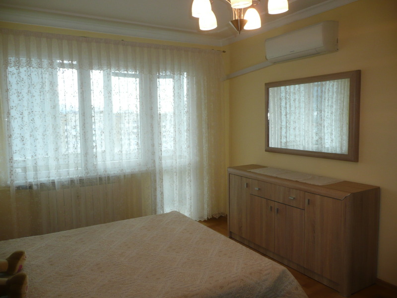 A louer  1 chambre Sofia , Meditsinska akademiya , 80 m² | 39837386 - image [2]