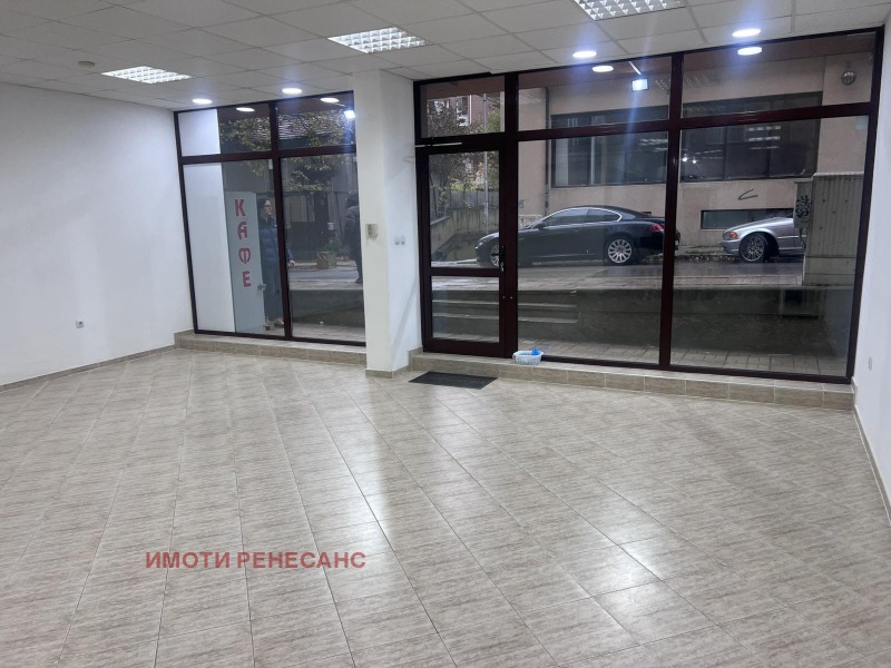 Дава под наем МАГАЗИН, гр. Варна, ХЕИ, снимка 4 - Магазини - 52822702